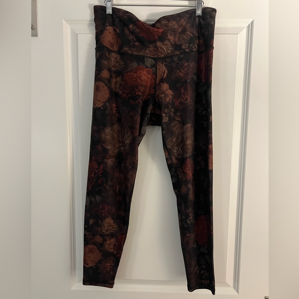 Athleta XL burgundy floral elation legging